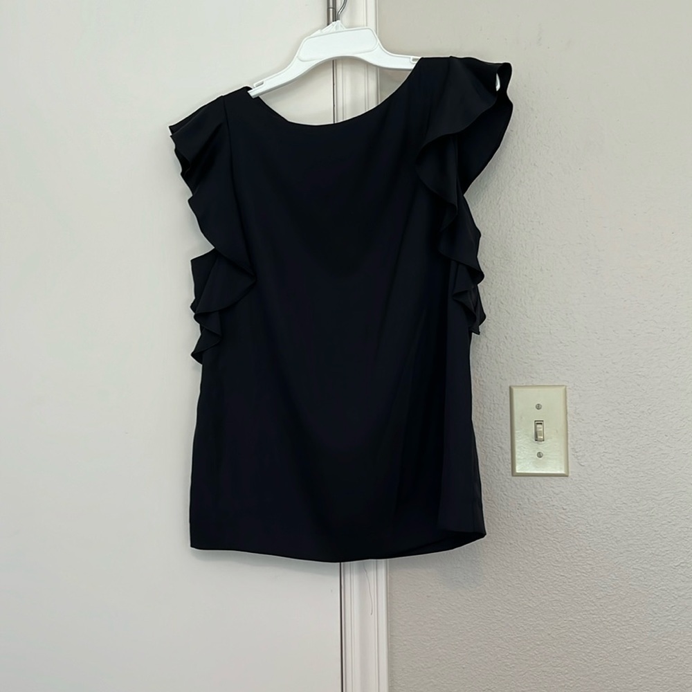 Theory silk blend top. Size Small in black. Ruffled sleeves.